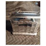 3 Vintage toasters