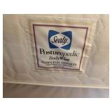 Queen size Sealy Posturepedic bed w...