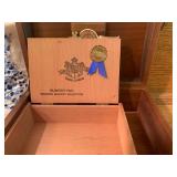 Tobacco wood and metal containers, ...