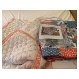 Quilt/coverlets...