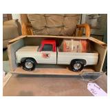 Nylint Northrup King truck with swe...