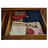 Assorted kitchen dish towels; all i...
