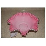 Ruffled Silvercrest bowl, pink and ...
