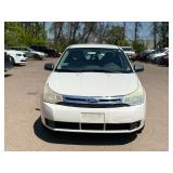 2010 FORD FOCUS SE (NO RESERVE)