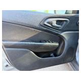 2016 CHRYSLER 200 LIMITED (NO RESERVE)