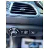 2016 CHRYSLER 200 LIMITED (NO RESERVE)