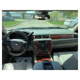2008 CHEVROLET SUBURBAN LTZ *No Accidents Reported | 4x4* (NO RESERVE)