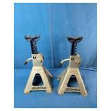 These are a pair of ACDelco 2-ton capacity jack stands.
