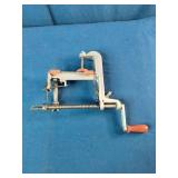 Pampered Chef Apple Peeler/Corer/Slicer, a classic kitchen tool designed to quickly prepare firm fruits like apples or potatoes