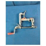 Pampered Chef Apple Peeler/Corer/Slicer, a classic kitchen tool designed to quickly prepare firm fruits like apples or potatoes