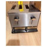 Vintage Toastmaster Automatic 4-Slice Chrome Toaster