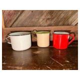 Vintage Enamelware Camping Cups & Mugs – 3 Piece Lot