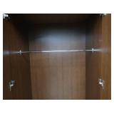 1 WARDROBE