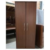 1 WARDROBE