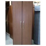 1 WARDROBE