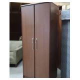 1 WARDROBE