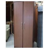 1 WARDROBE