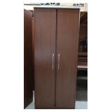1 WARDROBE