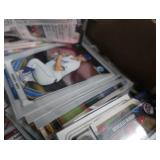 LG LOT OF COLLECTIBLE BASEBALL CARDS