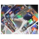 LG LOT OF COLLECTIBLE BASEBALL CARDS