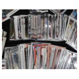 LG LOT OF COLLECTIBLE BASEBALL CARDS