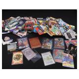 MIXED LOT OF COLLECTIBLE CARDS