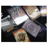 MIXED LOT OF COLLECTIBLE CARDS