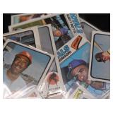 BASEBALL COLLECTIBLE CARDS 1977