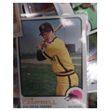 BASEBALL COLLECTIBLE CARDS 1977