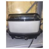 Mixed Kitchen Appliance Lot - Salton Rice Cooker, Quesadilla Maker, Juicit & Oster Blender