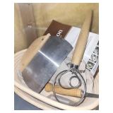 Cuisinart Mini-Prep Processor, Abioto Banneton Basket & Sourdough Book (Lot of 3)