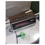 VuPoint Slide Converter, Smith-Victor Case & Equity Alarm Clock Mixed Lot