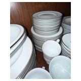 Noritake Shenandoah Porcelain Dinnerware Set Ireland Silver Trim