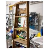 Vintage Wooden Folding Stepladder 5 Step Painter Style Ladder Good