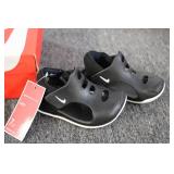 Nike 7c kids sunray protect sandals...