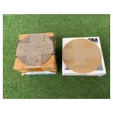 100 6" 100C Grit Production Paper Discs & 100 5" 40 Grit Discs