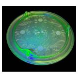 A4 - Vintage Jeannette Glass Sunflower Uranium Footed Cake Plate