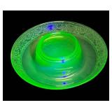I4 - Vintage Cambridge Etched Uranium Glass Bowl