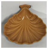 I5 - Vintage Roseville Mayfair Brown Vase & Shell Dish