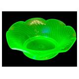 I5 - Vintage Hocking Uranium Glass Spiral Bowl