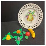 B5 - Vintage Rossetti Fruit Motif Plate with Fruit Magnets