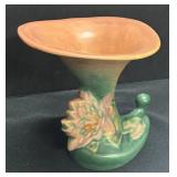 B5 - Vintage Roseville Water Lily Cornucopia Vase