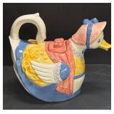 G3 - Adorable Duck Teapot with Two Bunny Figurines