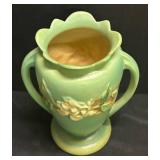 G5 - Vintage Roseville Art Pottery Gardenia Vase