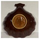 K6 - Vintage Roseville Capri Shell Bowl
