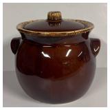 H1 - Vintage Hull Pottery Bean Pot