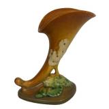 K6 - Roseville Primrose Cornucopia Vase