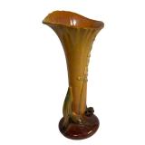 I6 - Vintage Roseville Wincraft Trumpet Vase