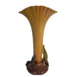 I6 - Vintage Roseville Wincraft Trumpet Vase