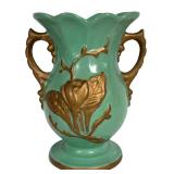 D5 - Vintage Hull Pottery Magnolia Vase